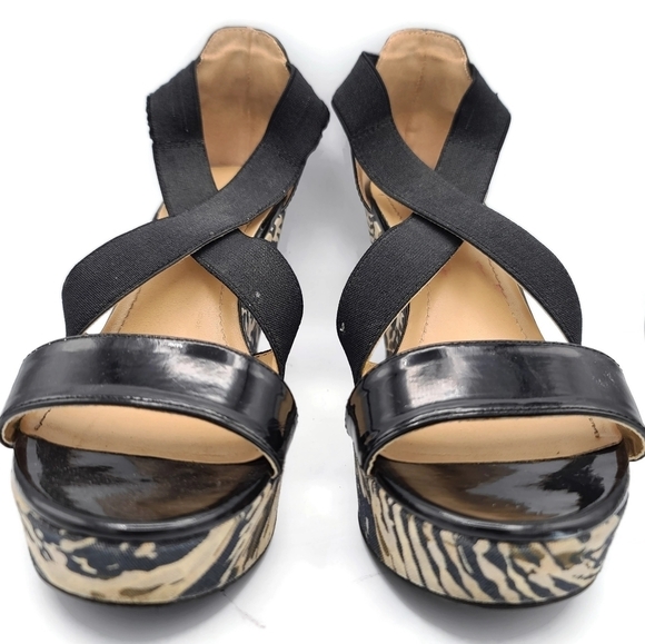 BCBG Generation platform sandals size 8.5B - Picture 2 of 10